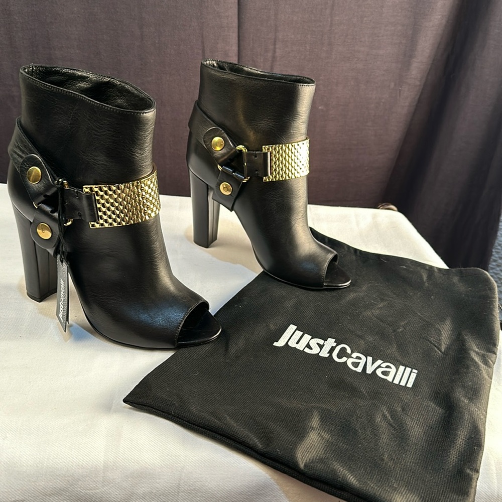 Just Cavalli Women's Black Leather Peep Toe Bootie N5416 Size 39 EUR / 8m
